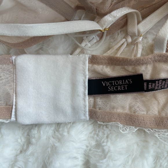 Victoria’s Secret Bralette - Picture 6 of 6